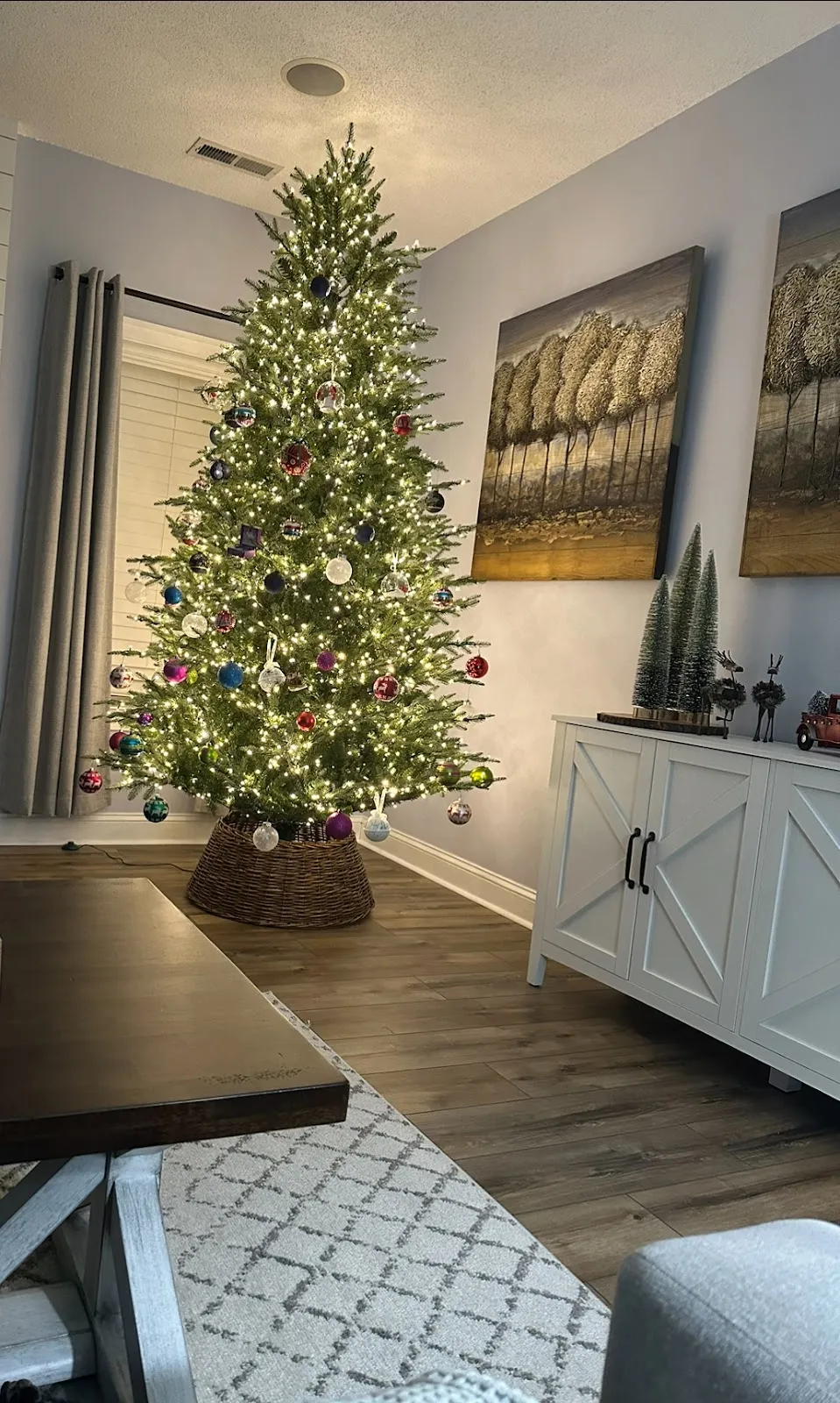 Interiors By H & W Inc