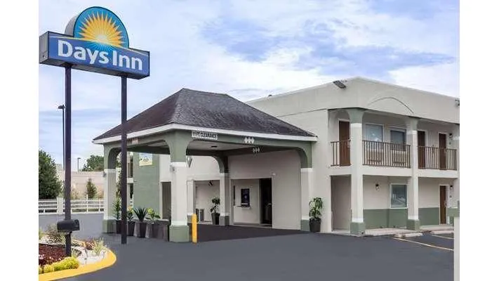 Days Inn by Wyndham Goose Creek
