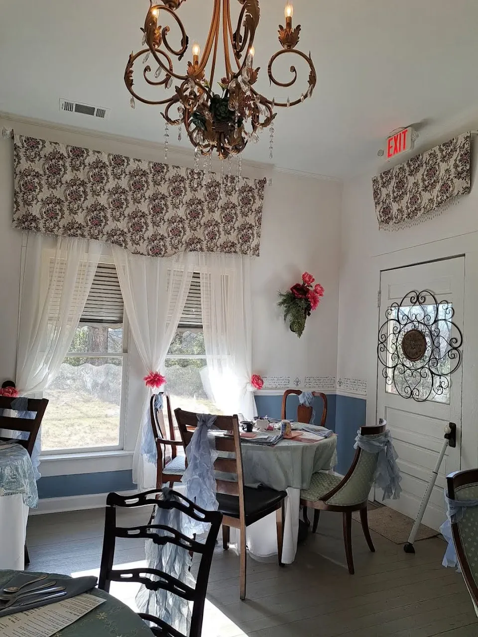 The Grande Event Cafe and Tea Room
