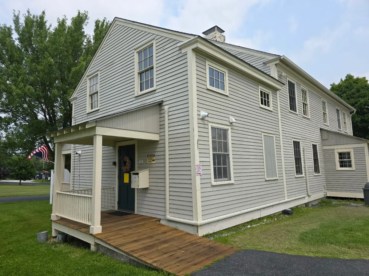 Town of Unity Public Library