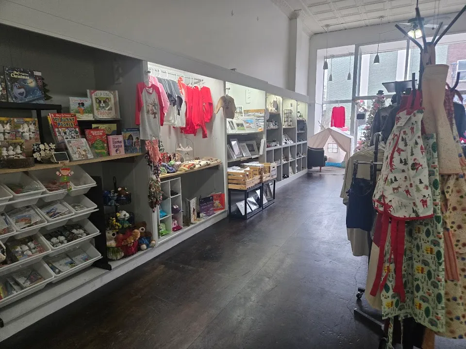 Wonderfully Made Handcraft Studio & Boutique
