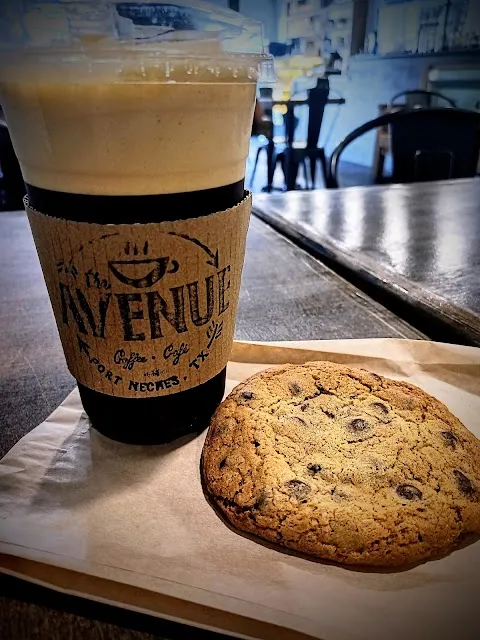 The Avenue Coffee & Cafe