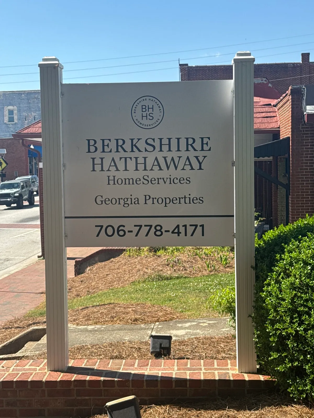 Berkshire Hathaway HomeServices: Amanda Campbell, Realtor
