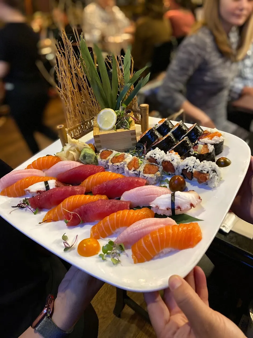 Fuji Sushi & Bar & Grill