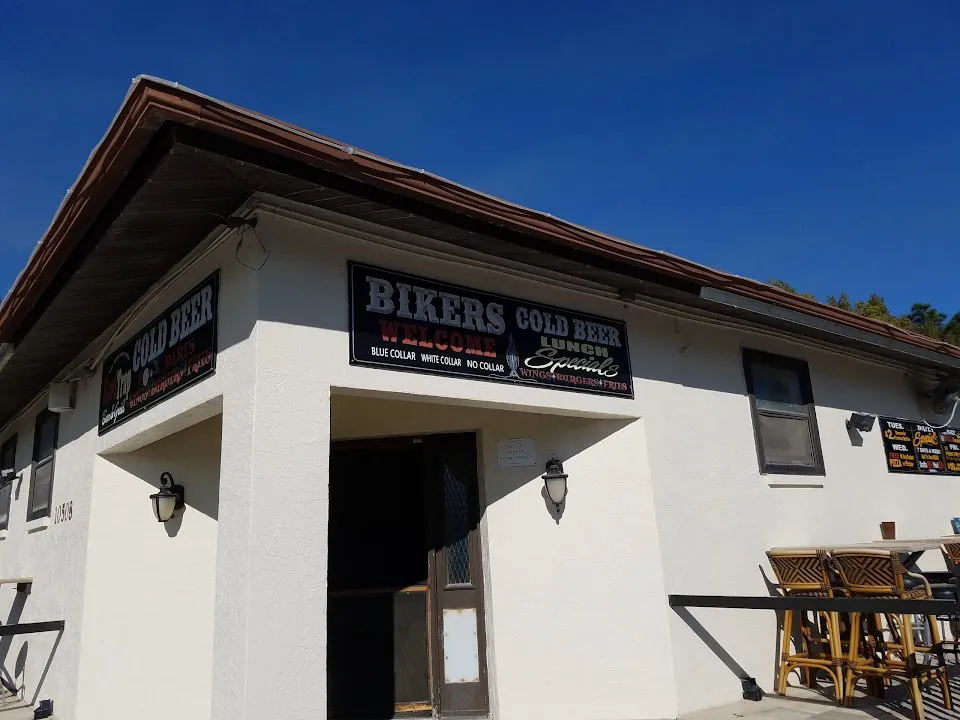 Sand Trap Bar & Grill