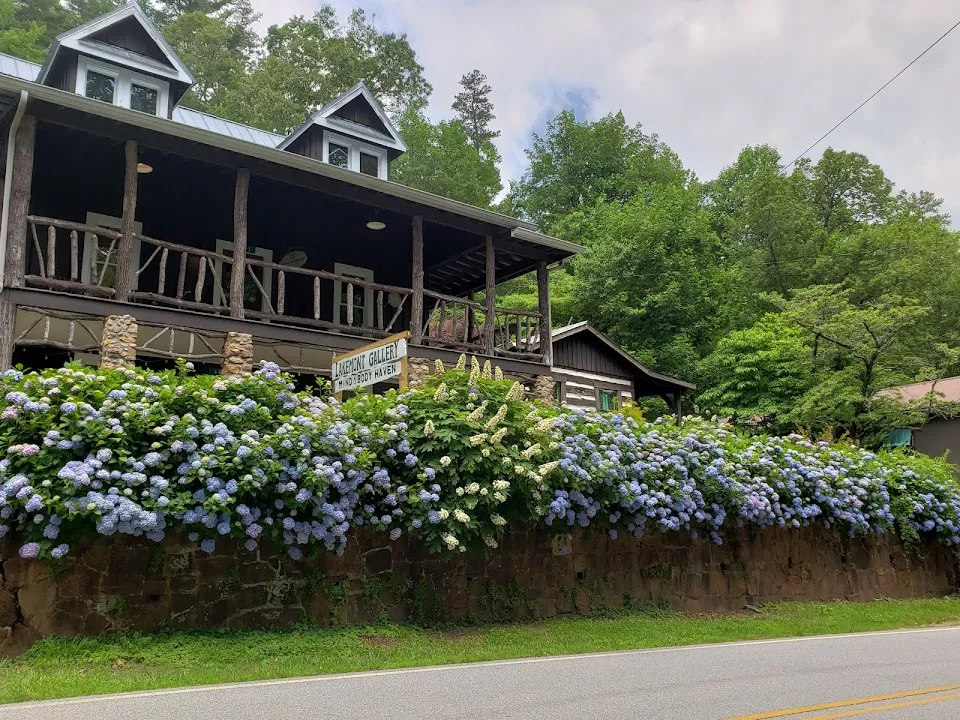 Lakemont Gallery