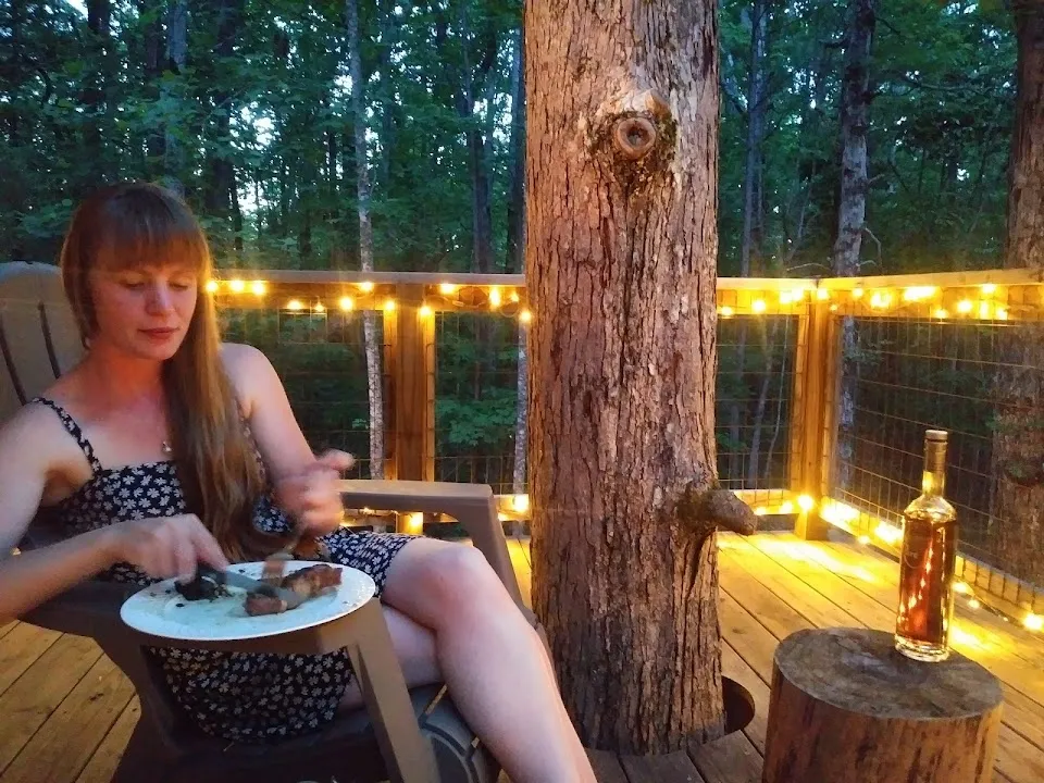 Bella Luna Treehouse - Come Sleep in the Trees