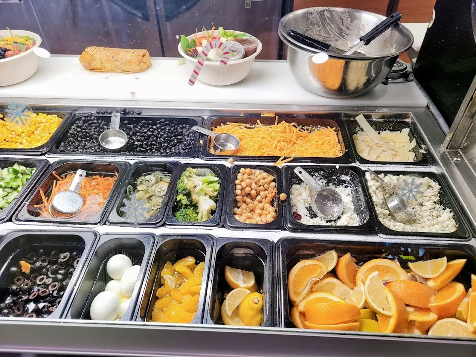 Blend Smoothie and Salad Bar - Monroe