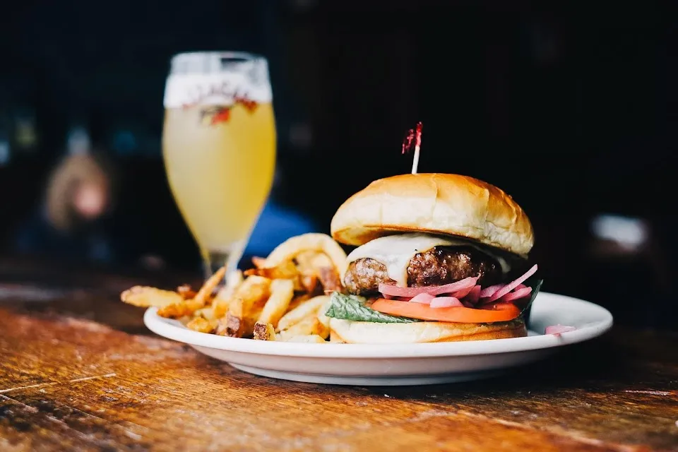 FETCH BAR & GRILL