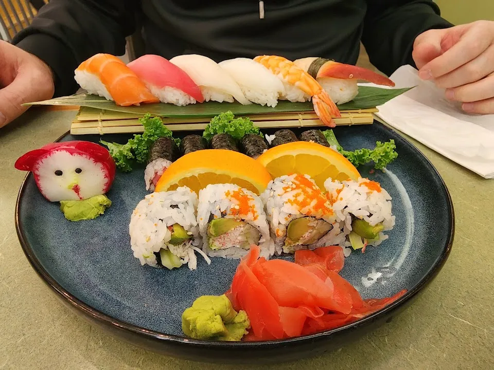 Ocean Samurai Blacksburg | Japanese Sushi & Hibachi | 海の侍 日本料理
