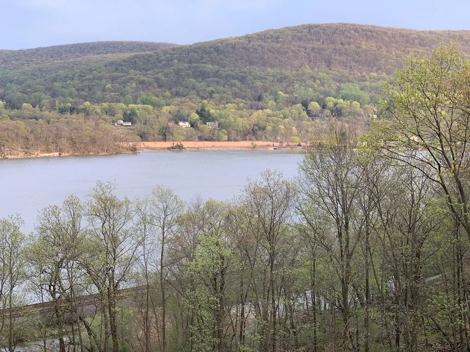 Hudson River Crest B&B