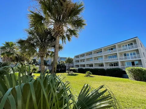 Beachside Colony Resort