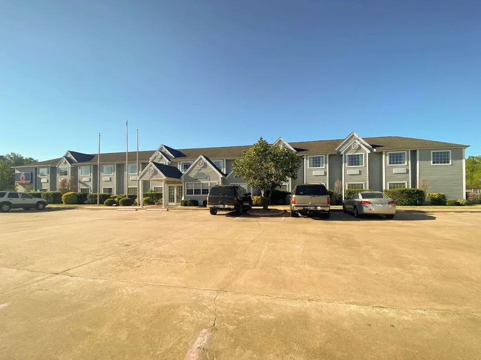 Motel 6 McAlester, OK - South