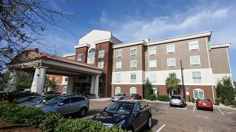 Holiday Inn Express & Suites Savannah - Midtown by IHG