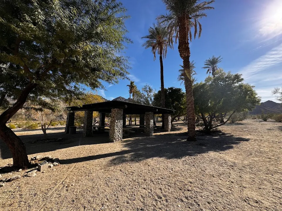 Cove Oasis Trailhead