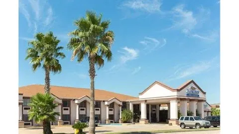 Baymont by Wyndham Port Arthur/Groves Area