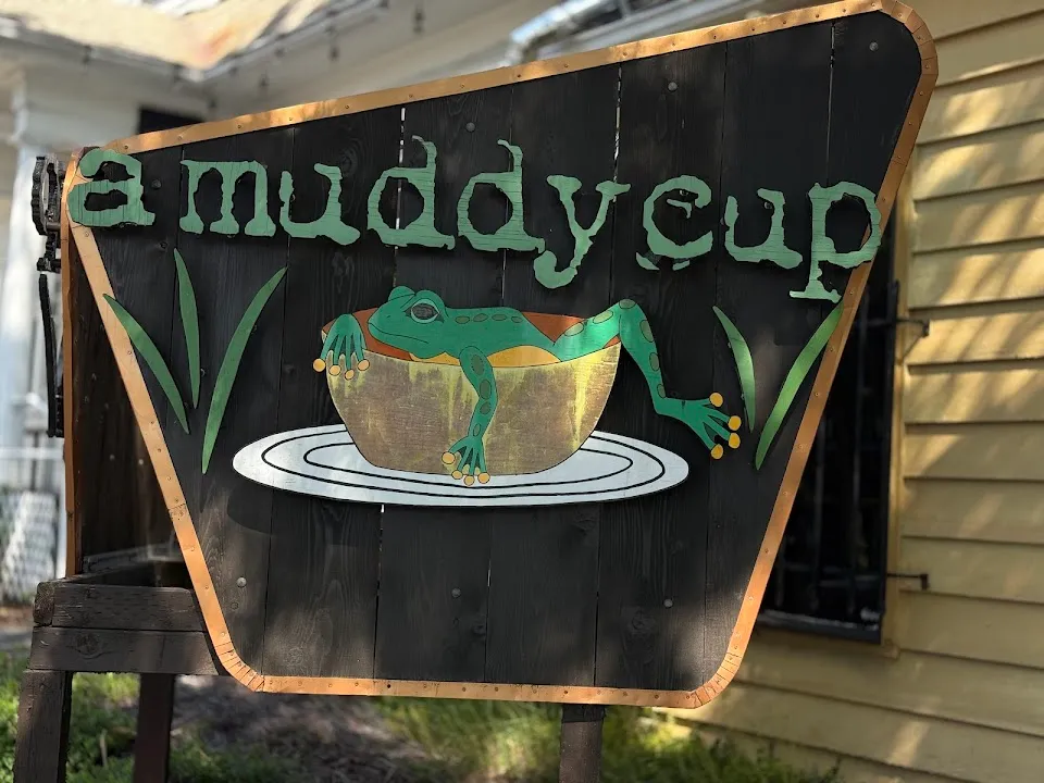 A Muddy Cup Cafe' & Roastery