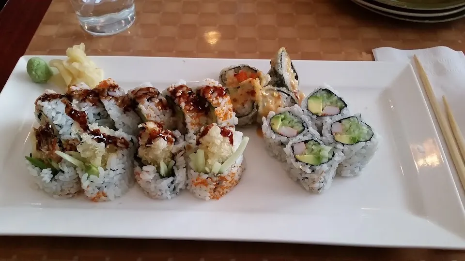 Tokyo Sushi