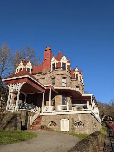 D.H.Burrell Overlook Mansion