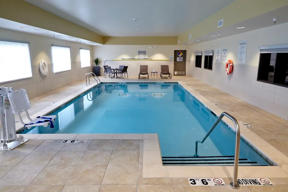 Holiday Inn Express & Suites Tahlequah by IHG