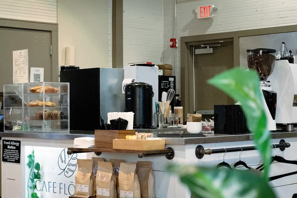 Cafe Floralia X The Circuit
