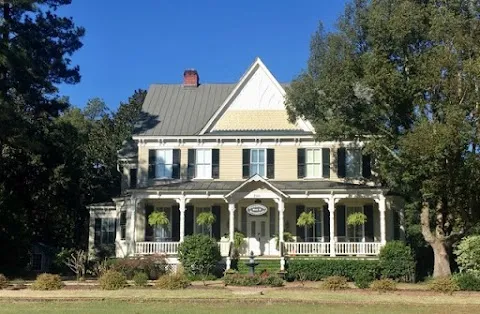 Flowertown Bed & Breakfast 3 Star Hotel
