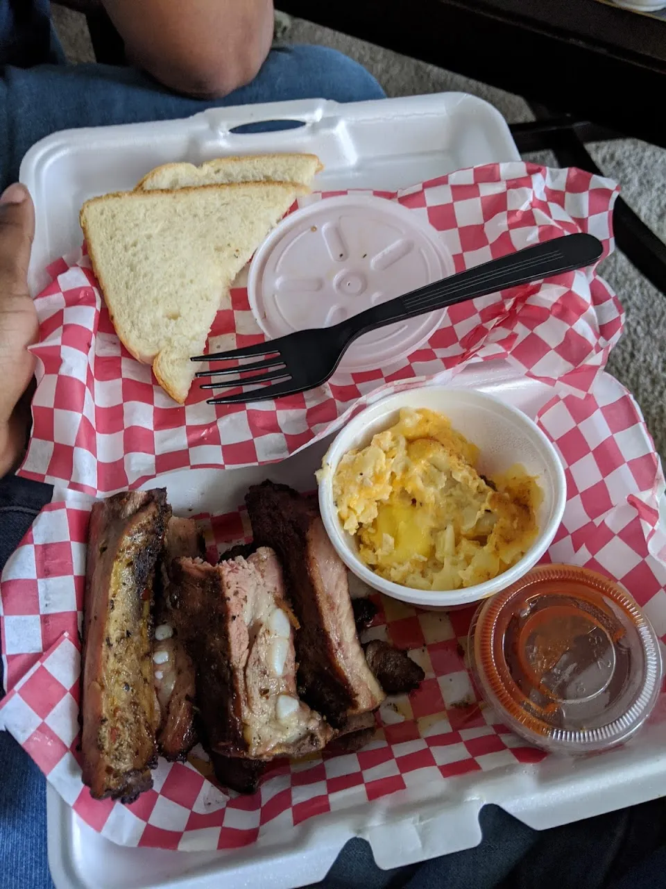Quiky's Famous BBQ