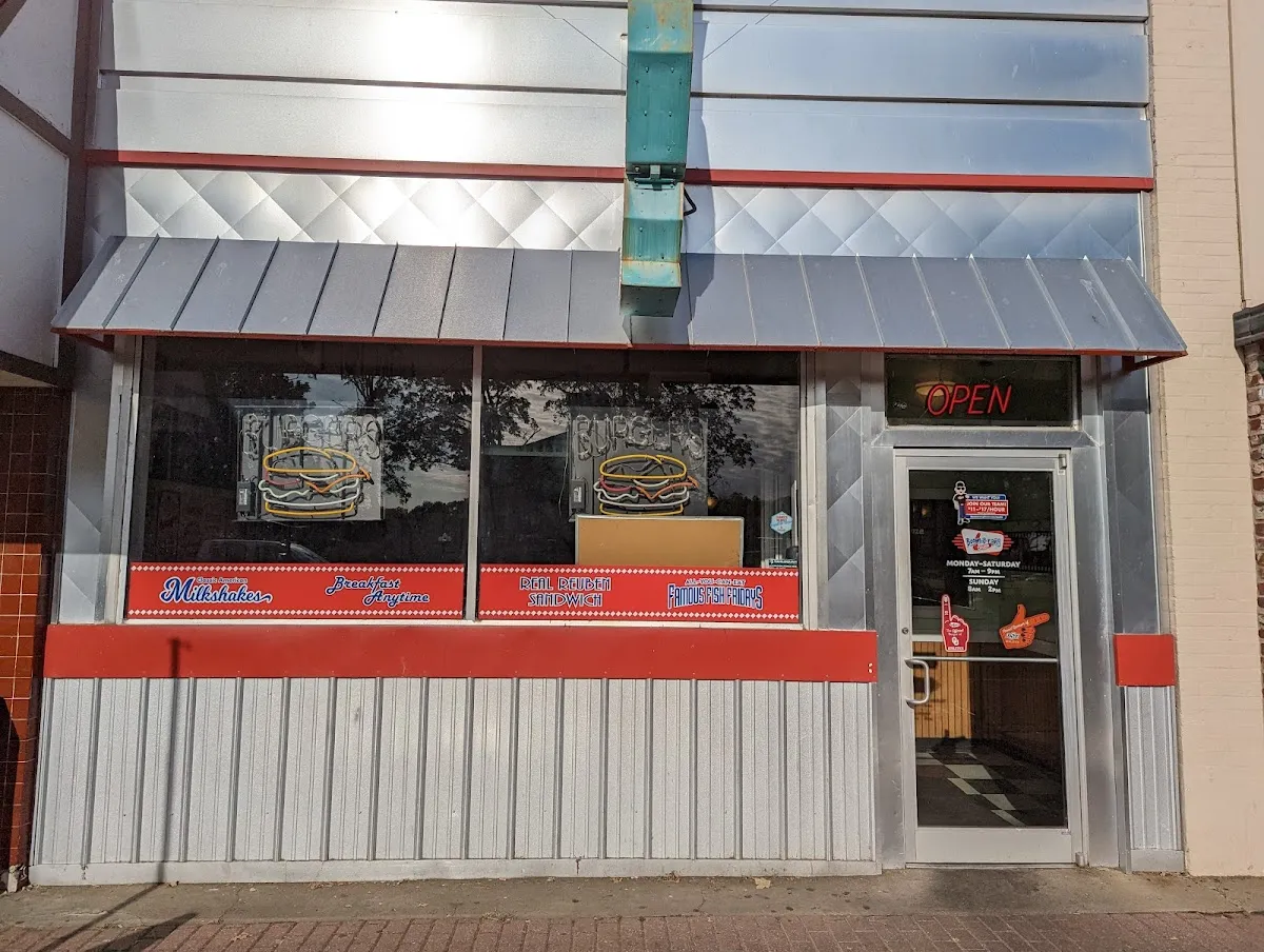 Boomarang Diner