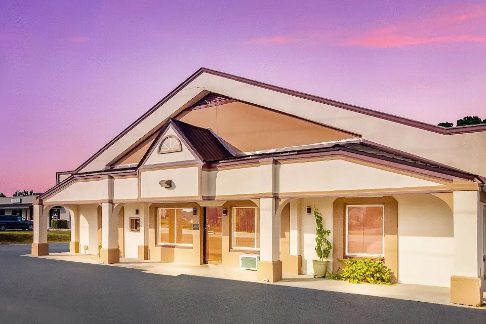 Red Roof Inn Santee