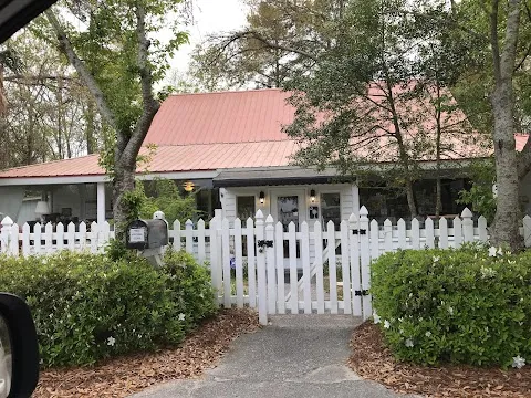 Santee Cooper Country Tourist Information Center