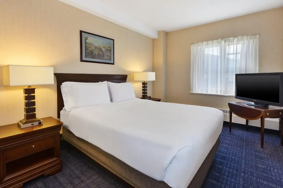 IHG Army Hotels Five Star Inn