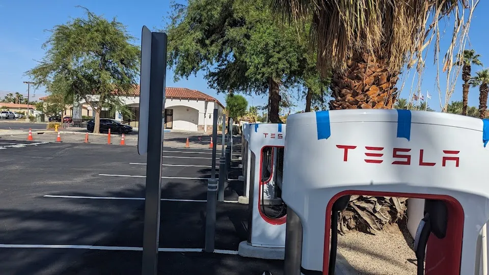 Tesla Destination Charger