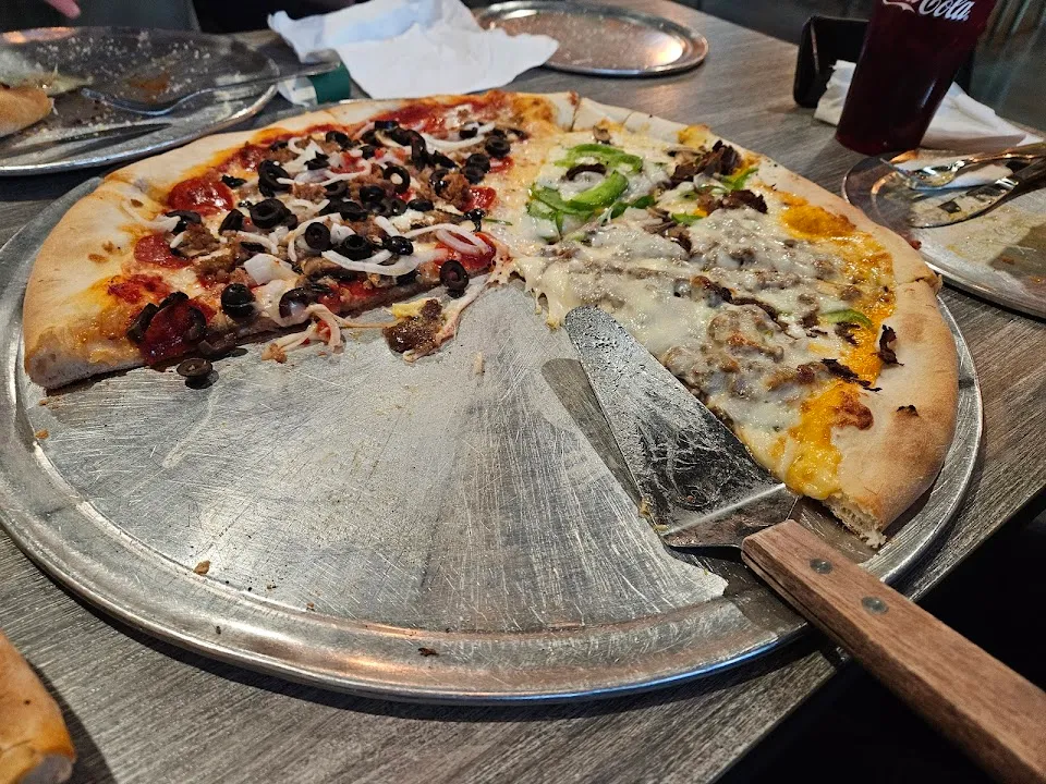 Famulari's Pizzeria: Hanahan