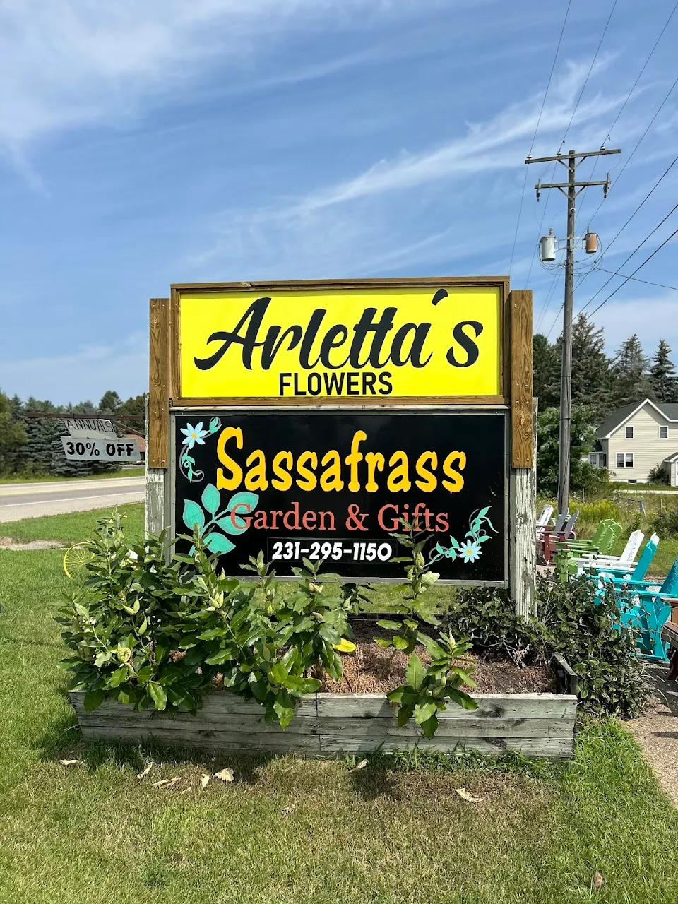 Arletta's Flowers and Gifts