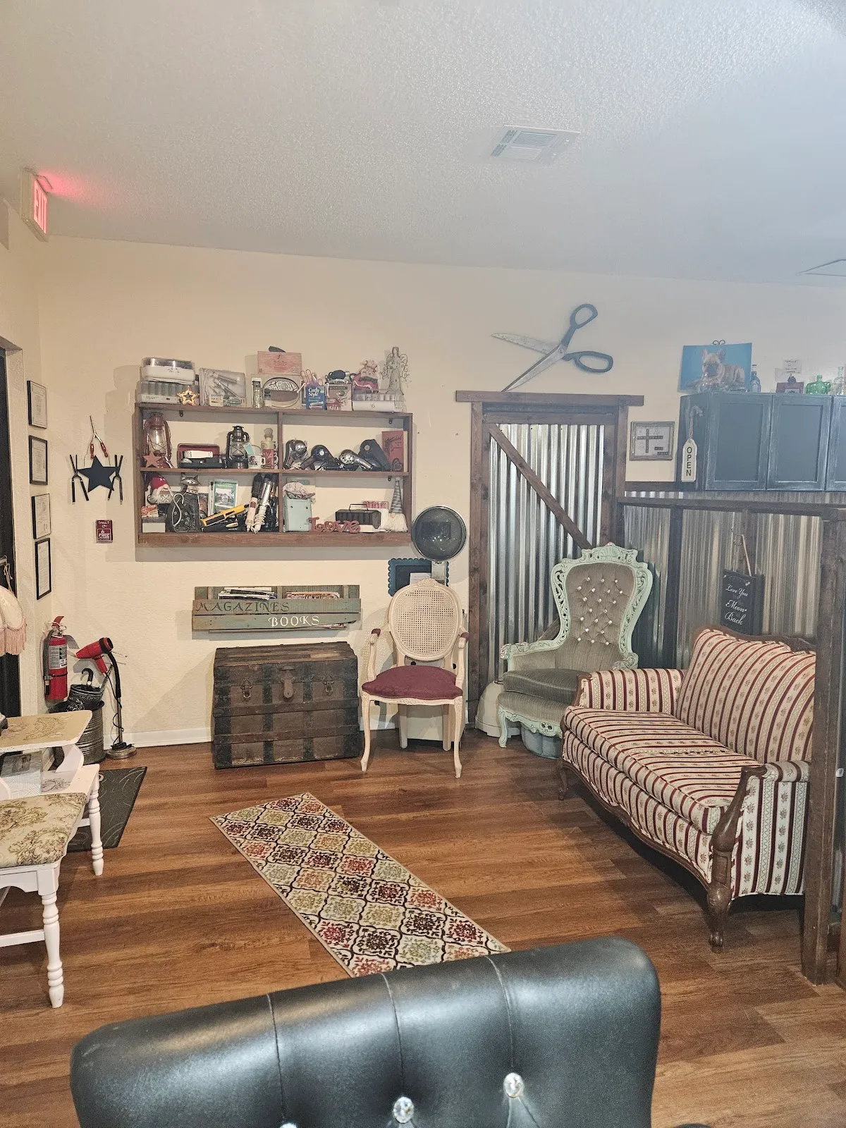 Hairitage parlour