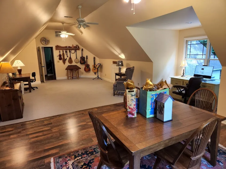 Clayton Paint & Flooring Center
