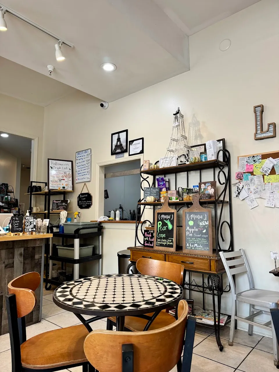 Le Café Gourmet Bakery