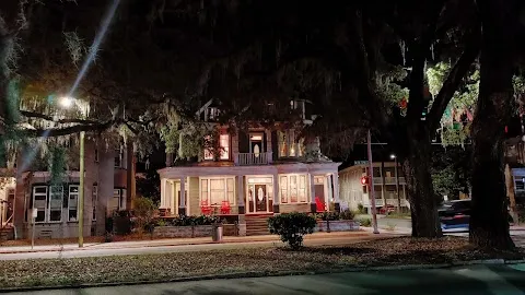 The Isetta Inn