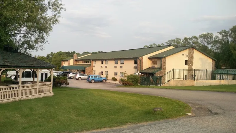 Harvest Inn Hotel