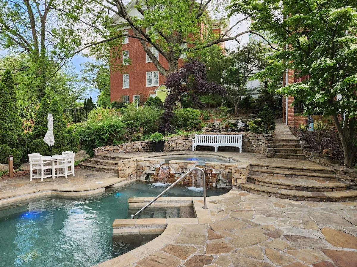 The Martha Washington Inn & Spa