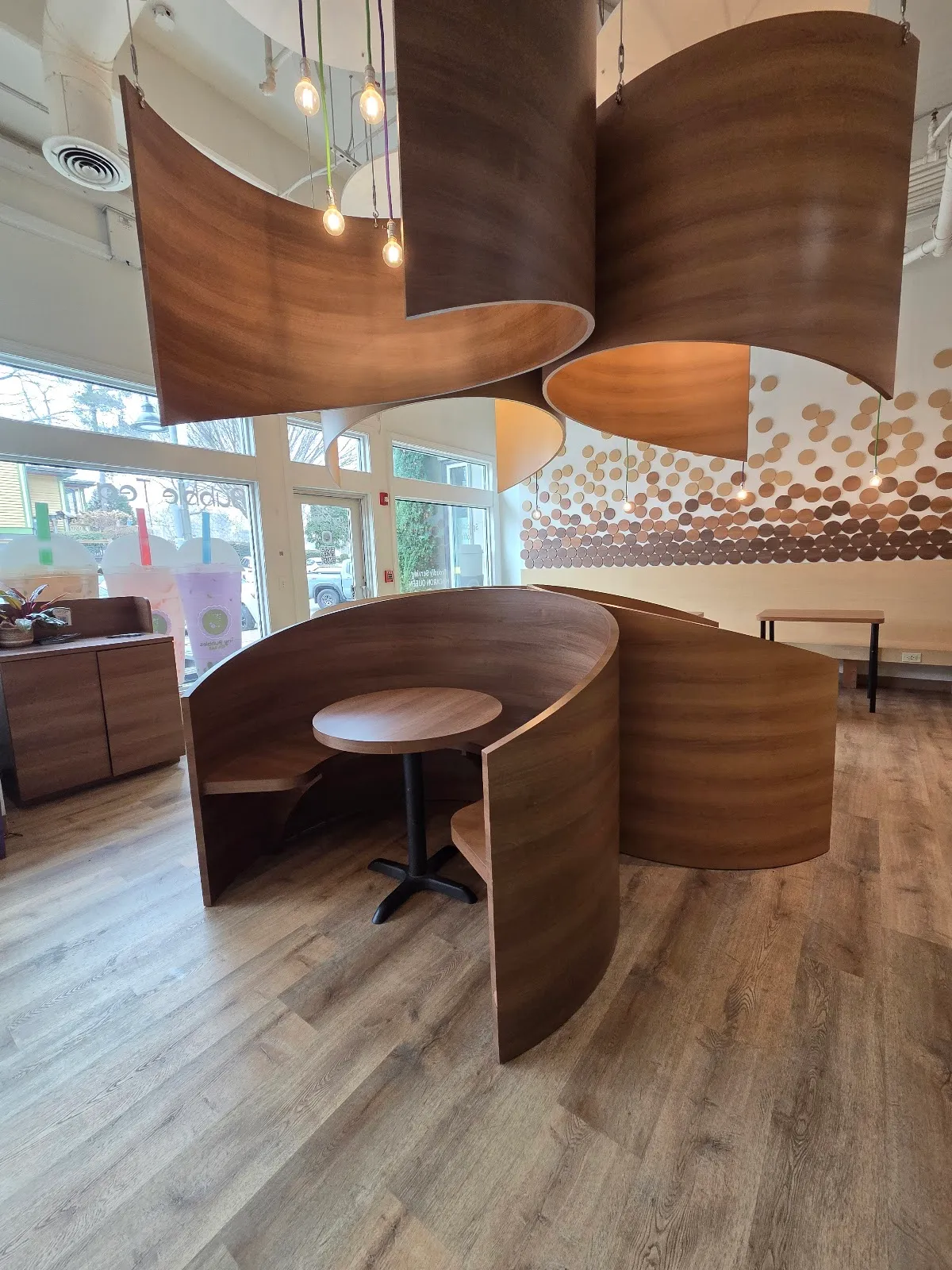 Tiny Bubbles Tea Bar