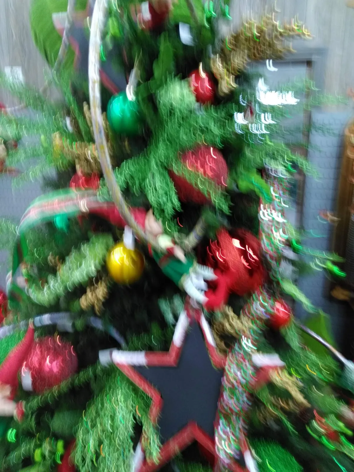 Tommy's Wholesale Florist Inc