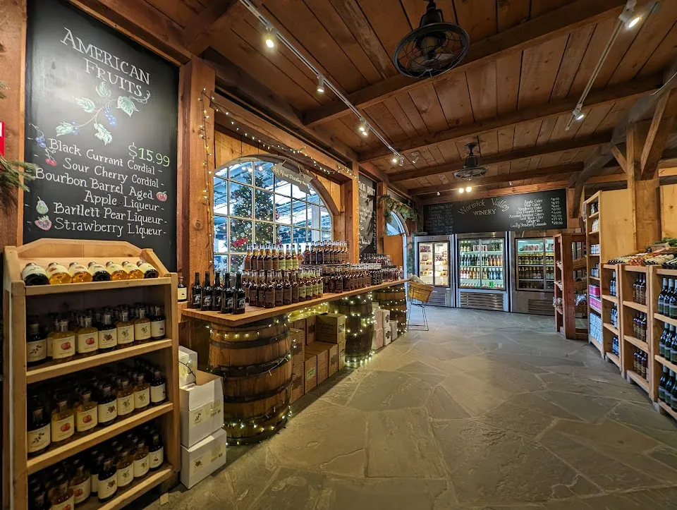 Warwick Valley Winery, Distillery & Orchard