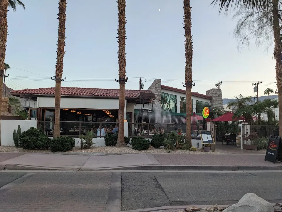 Enzo's Bistro and Bar