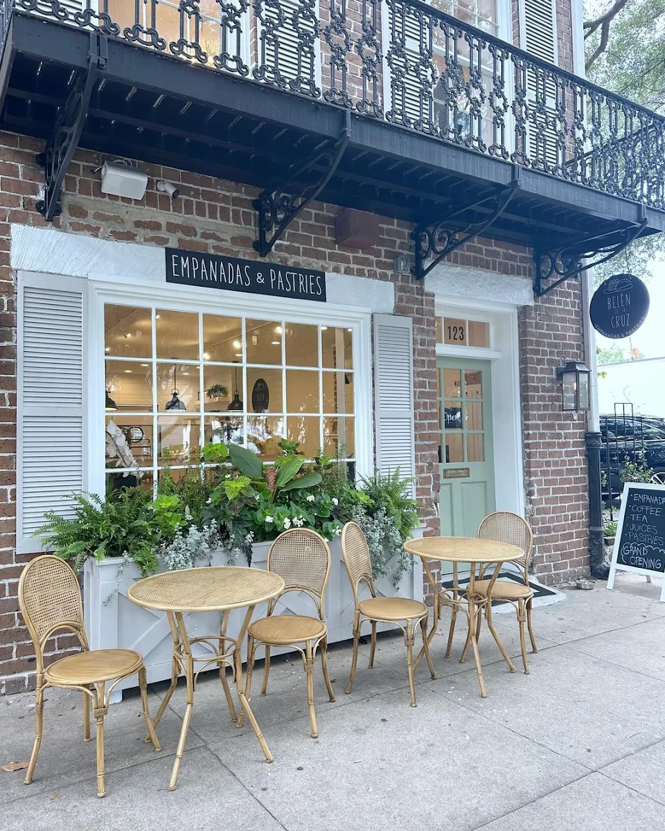 Belén de la Cruz, Empanadas & Pastries - Savannah