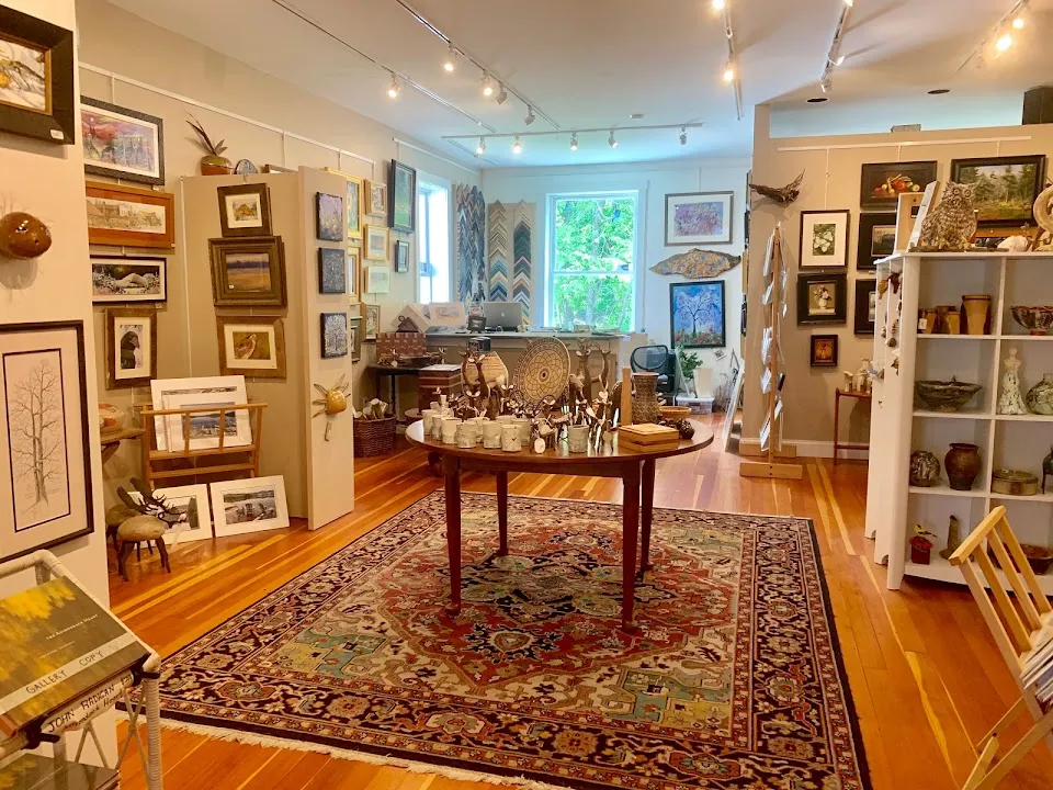 Gallery 3040
