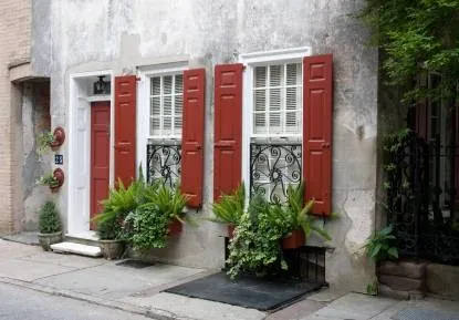 Charleston's Finest City Guide