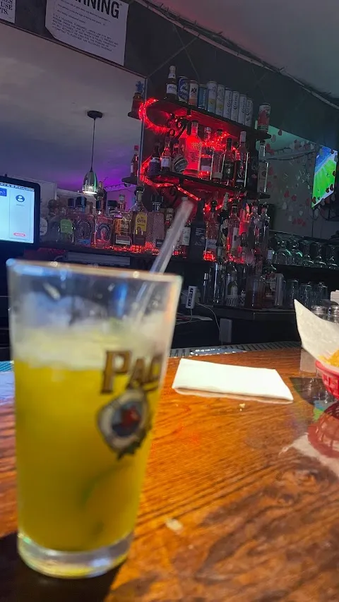 Gavilan Bar & Restaurant