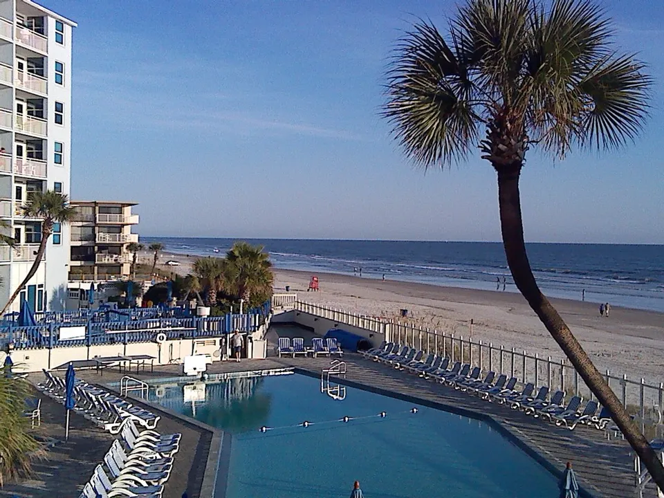 Islander Beach Resort