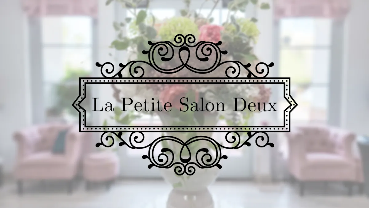 La Petite Salon Deux